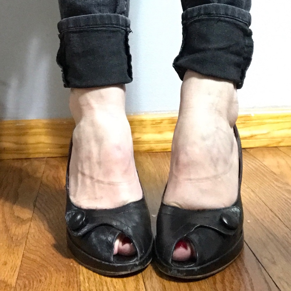 Versani leather heels size 7